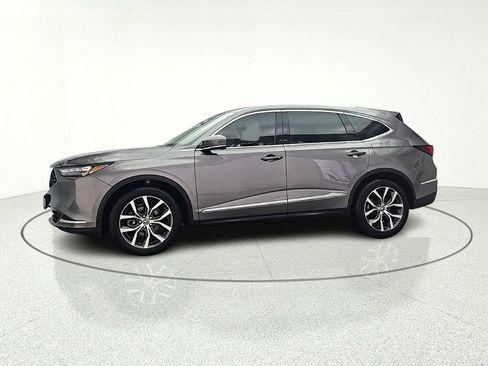 Used 2023 Acura MDX SH-AWD w/ Technology Package image 4
