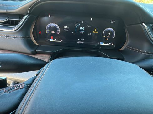 Used 2021 Jeep Grand Cherokee L Summit w/ Advanced Protech Group IV image 21