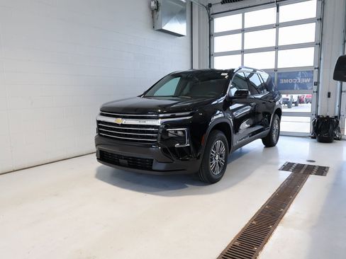 New 2026 Chevrolet Traverse LT w/ Enhanced Driving Package image 6