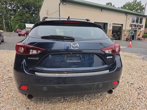 Used 2015 MAZDA MAZDA3 i Touring w/ Technology Package FWD image 6