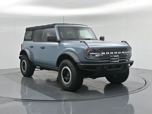 Certified 2021 Ford Bronco Badlands w/ Sasquatch Package image 60