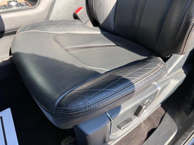 Used 2021 Ford Expedition Platinum AWD/4WD image 18