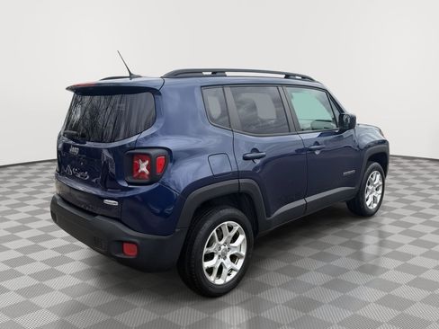 Used 2016 Jeep Renegade Latitude image 8