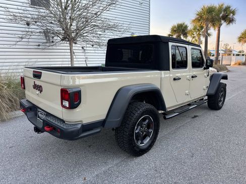 Used 2022 Jeep Gladiator Rubicon w/ Trailer Tow Package AWD/4WD image 7