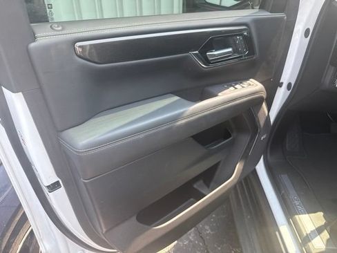 Used 2025 GMC Yukon Elevation AWD/4WD image 42