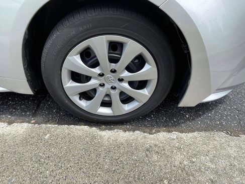 Used 2024 Toyota Corolla LE FWD image 23
