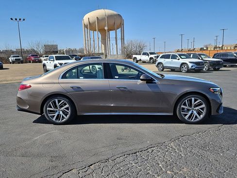 New 2025 Mercedes-Benz E 350 4MATIC Sedan image 9