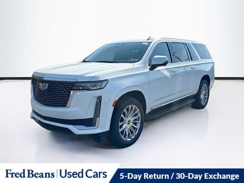 Used 2022 Cadillac Escalade ESV Premium Luxury w/ LPO, Floor Liner Package AWD/4WD image 3