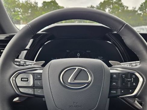 Used 2025 Lexus RX 350 FWD w/ Technology Package image 20
