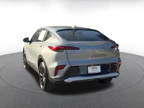 Used 2025 Buick Envista Sport Touring image 10