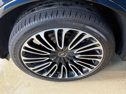 Used 2020 Lincoln Aviator Black Label w/ Dynamic Handling Package AWD/4WD image 9