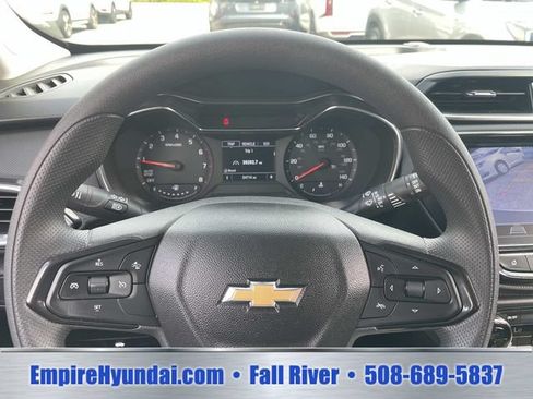 Used 2023 Chevrolet TrailBlazer LT w/ Convenience Package FWD image 28