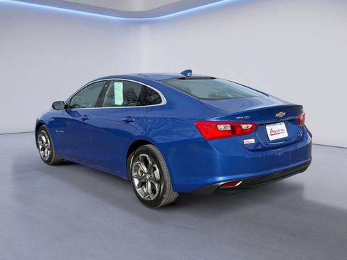Used 2023 Chevrolet Malibu LT image 3