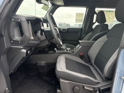 New 2025 Ford Bronco 4-Door image 19