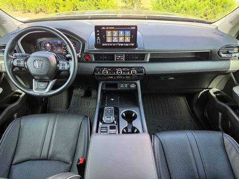 Certified 2024 Honda Pilot Elite image 13