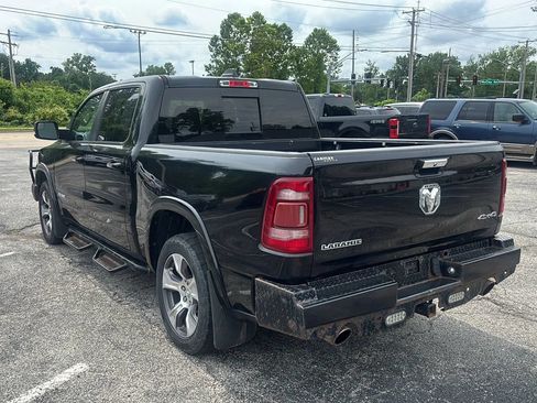Used 2020 RAM 1500 Laramie AWD/4WD image 3