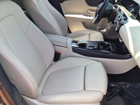 Used 2021 Mercedes-Benz CLA 250 image 16