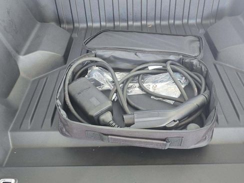 Used 2025 GMC Hummer EV 3X AWD/4WD image 19