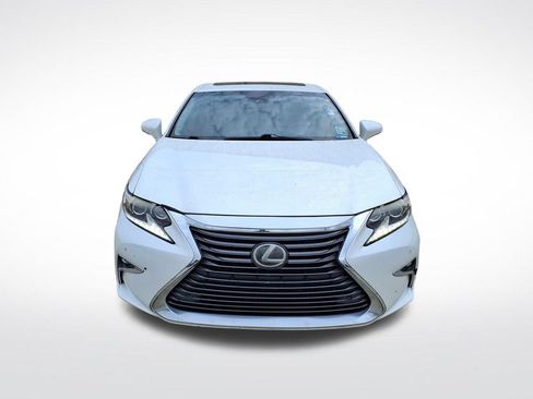Used 2016 Lexus ES 350 w/ Luxury Package w/Wood Trim FWD image 2