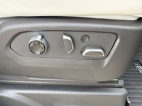 Certified 2026 Cadillac Escalade V w/ LPO, ONYX Package image 12