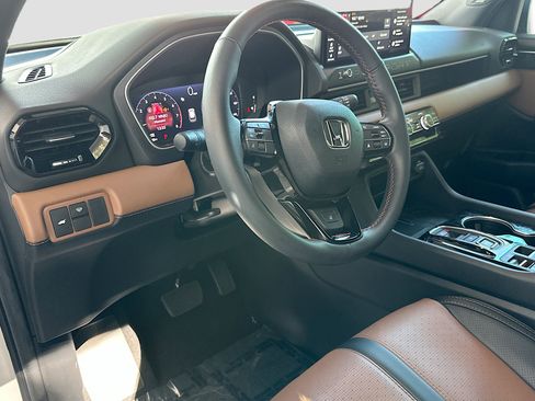 Used 2026 Honda Passport TrailSport Elite image 9