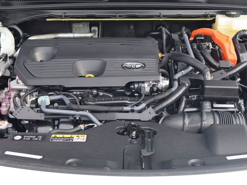 New 2026 Toyota Crown Signia XLE image 13