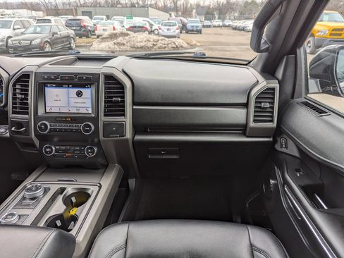 Used 2019 Ford Expedition XLT w/ Equipment Group 201A image 19