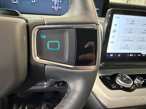 Certified 2025 Ford Expedition Max Active AWD/4WD image 18