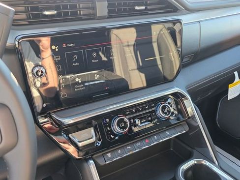 New 2026 GMC Sierra 3500 Denali w/ Denali Reserve Package image 14