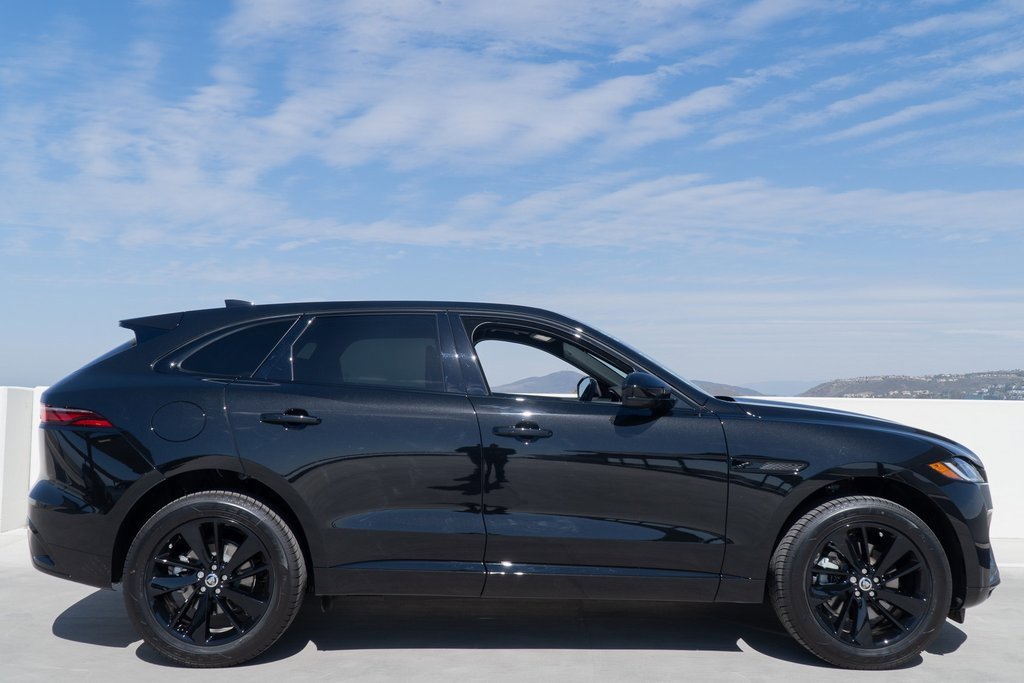 Used 2025 Jaguar F-PACE R-Dynamic S AWD/4WD image 7