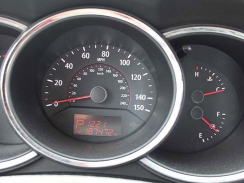 Used 2011 Kia Sorento EX w/ Premium Pkg FWD image 10