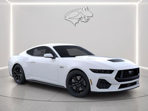 New 2026 Ford Mustang GT image 7