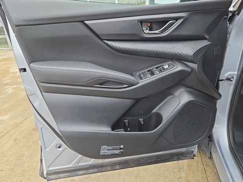 Used 2025 Subaru Ascent Premium w/ Premium Package image 22