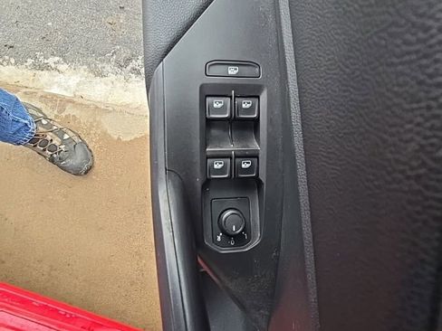 Used 2019 Volkswagen Jetta S image 15