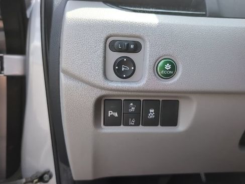 Used 2019 Honda Pilot Touring image 23