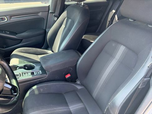 Used 2022 Honda Civic Sport image 12