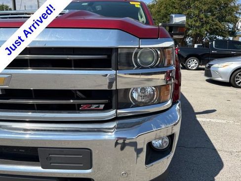 Used 2018 Chevrolet Silverado 2500 LTZ w/ Duramax Plus Package AWD/4WD image 10