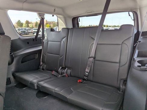 Used 2019 GMC Yukon XL SLT image 32