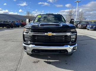 New 2026 Chevrolet Silverado 3500 LT video 2