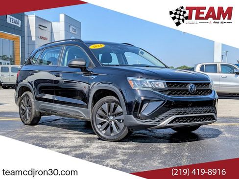 Used 2024 Volkswagen Taos S FWD image 1