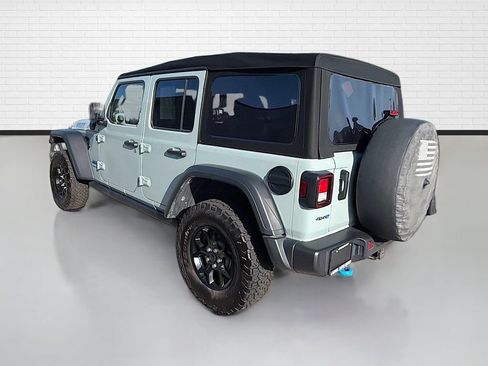 Used 2024 Jeep Wrangler Unlimited AWD/4WD image 7