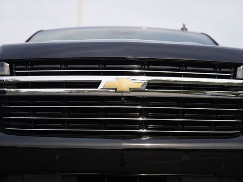 Used 2023 Chevrolet Tahoe LT w/ LT Signature Plus Package AWD/4WD image 40