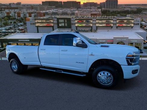 Used 2026 RAM 3500 Laramie AWD/4WD image 1