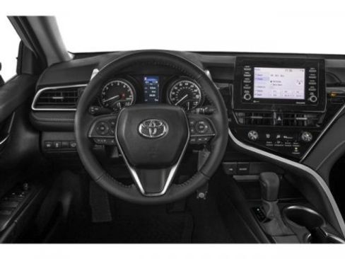 Certified 2021 Toyota Camry SE image 7