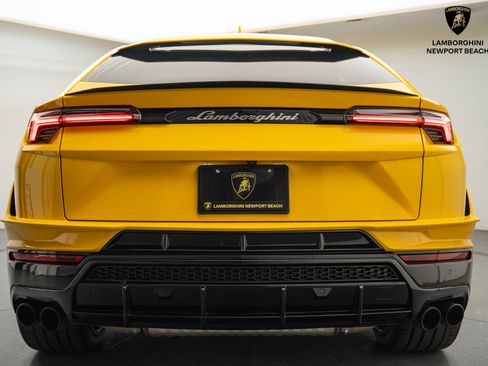 Used 2024 Lamborghini Urus S image 17