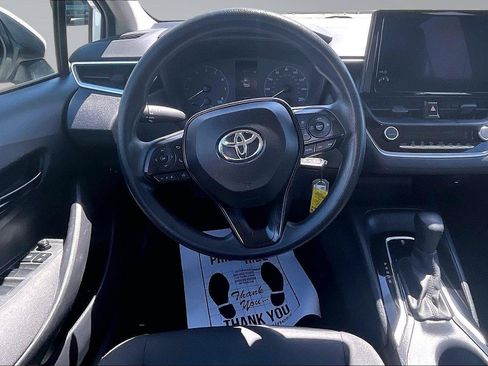 Used 2024 Toyota Corolla LE FWD image 5