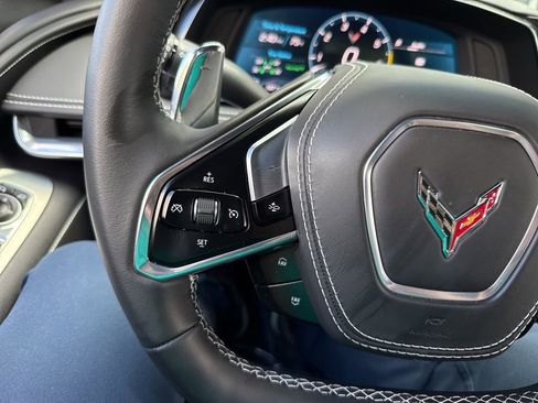 Used 2025 Chevrolet Corvette Stingray Coupe w/ 1LT image 26