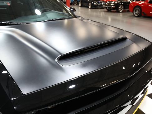 Used 2018 Dodge Challenger SRT Demon RWD image 16