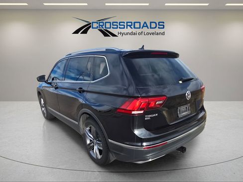 Used 2020 Volkswagen Tiguan SEL image 3