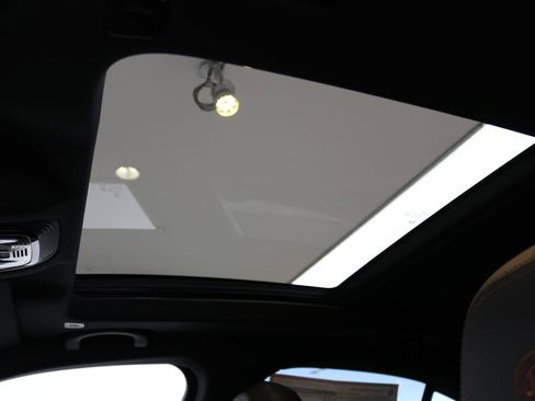 New 2025 Alfa Romeo Stelvio Sprint image 18